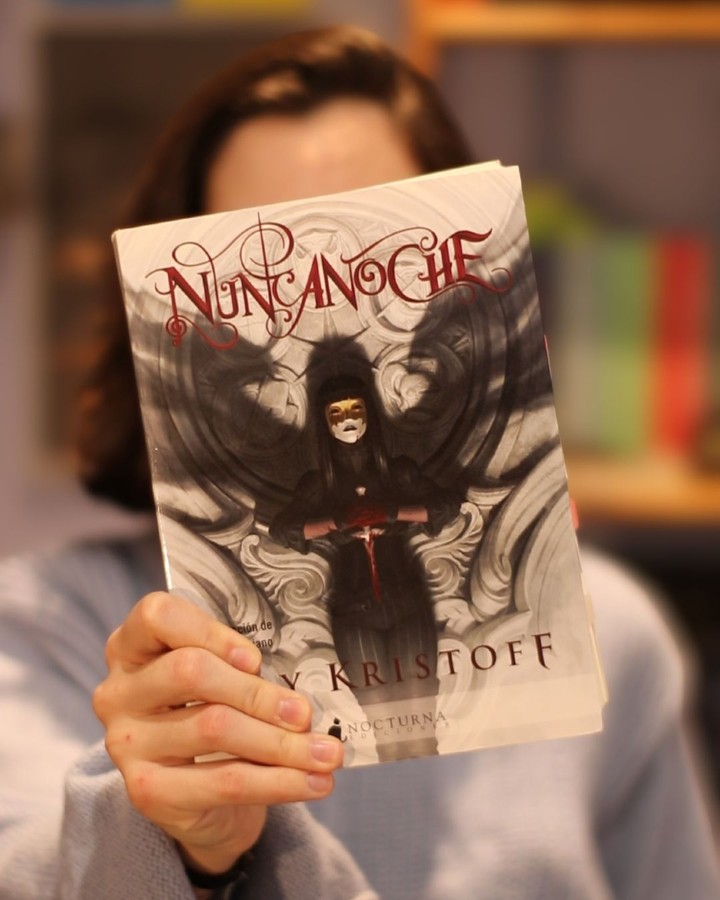 Reseña: Nuncanoche de Jay Kristoff | ¿Este libro es vuestro favorito?